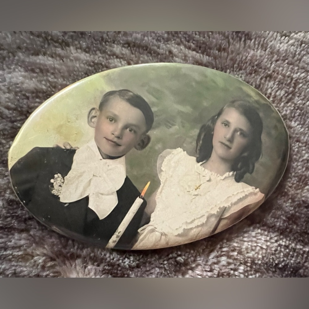 Vintage Pins - Picture 5 of 5
